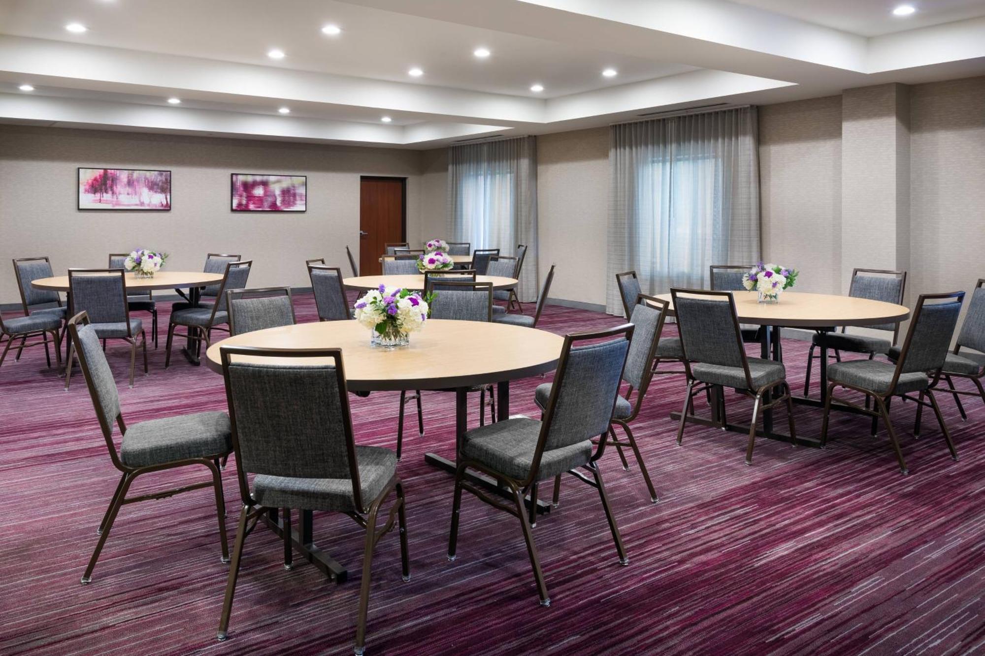 Courtyard By Marriott Buffalo Airport Cheektowaga Exterior foto