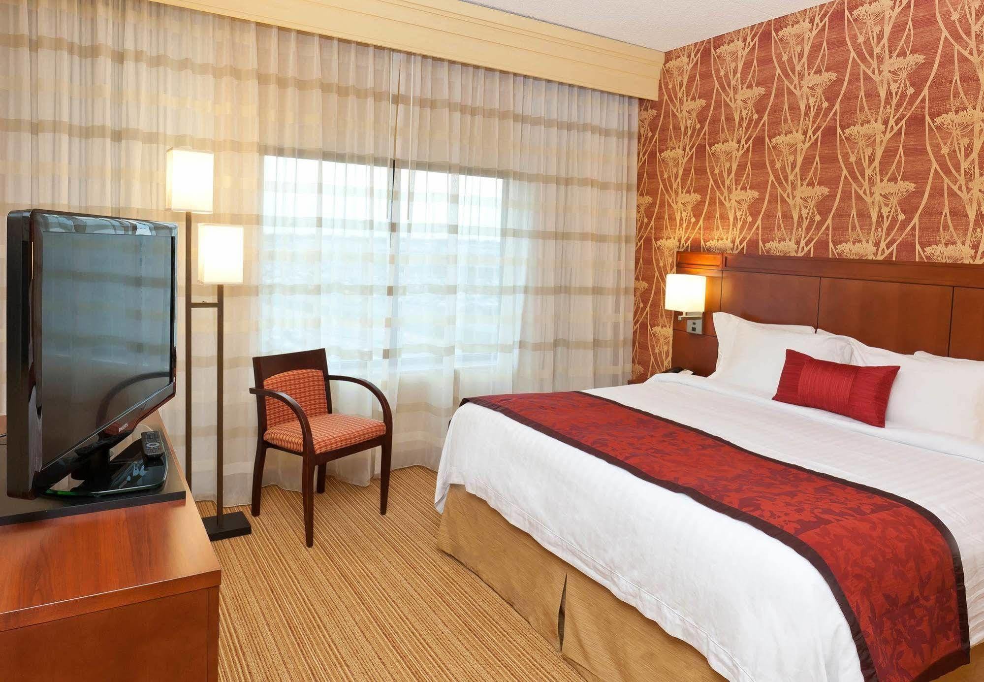 Courtyard By Marriott Buffalo Airport Cheektowaga Exterior foto